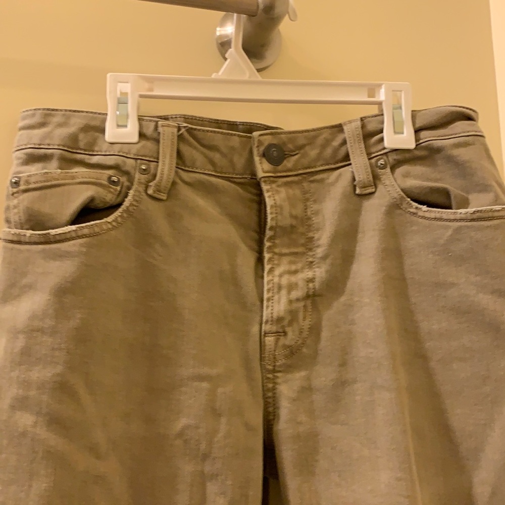 American eagle khaki jeans 32x32